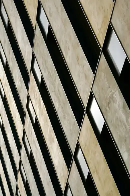 Temsilî görsel, çapraz ritimli panel ve cam cephe kaplaması